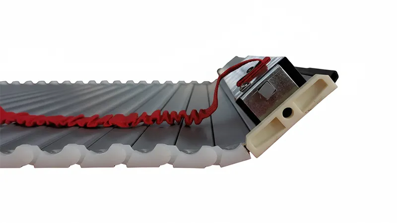 truck roller door side lock